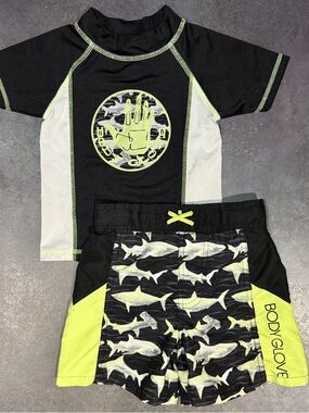 Body Glove 4T Rash Guard Swim Set Shark Trunks Black Neon Green 2 Piece
